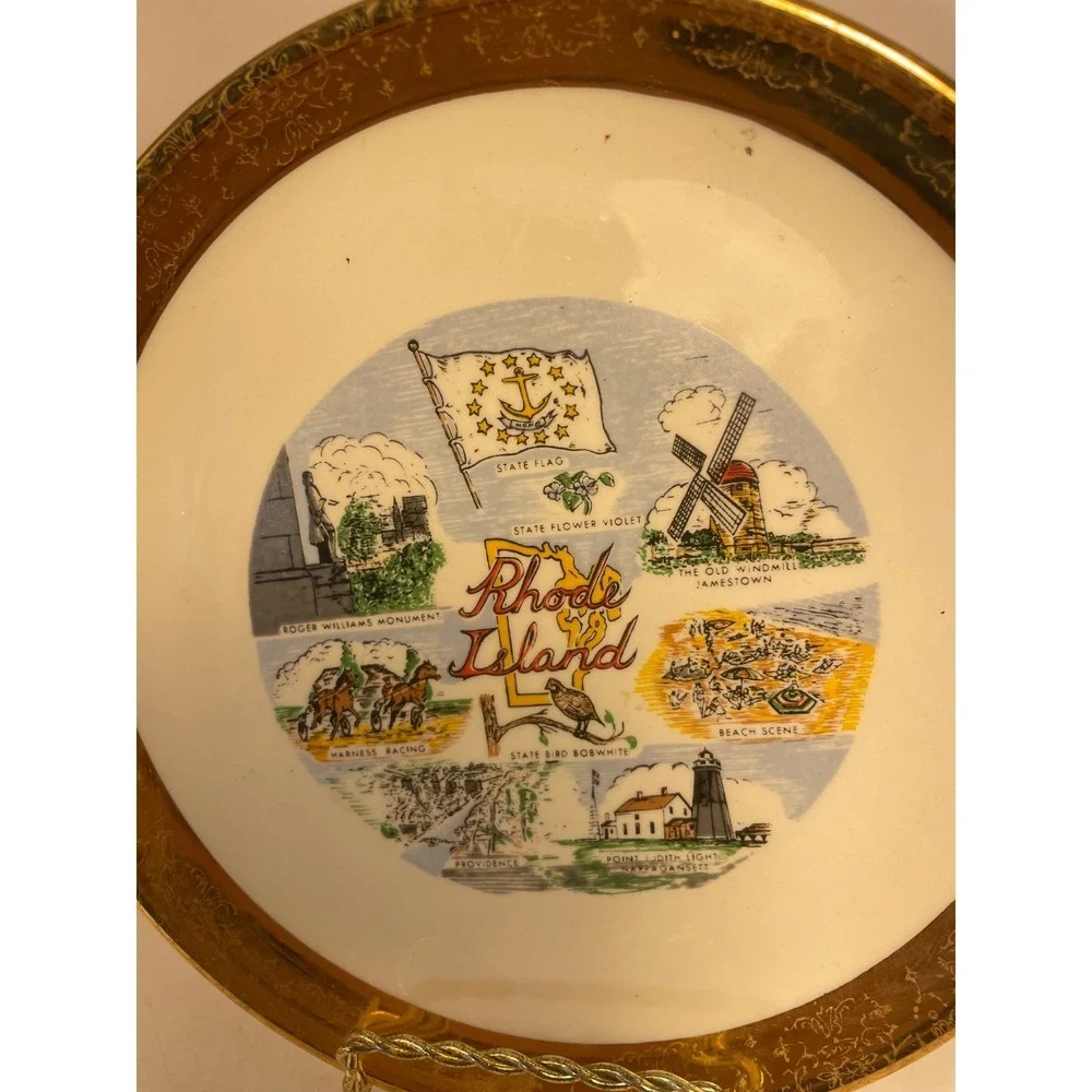Vintage 1950's Rhode Island Gold Rimmed Decorative Souvenir Plate Plus Hanger